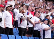 开云体育登录-球员们为了比赛胜利全力以赴令人感动