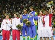 开云官网-包含瑞士选手勇夺桂冠登上领奖台的词条