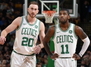 开云足球直播-迪巴拉关键回合不手软，那不勒斯力克贝蒂斯展现欧战韧性