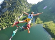 开云平台-哈利伯顿的魔法之夜，当爵士遇上活塞，一项尘封纪录的现代诠释