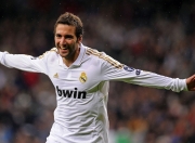 开云足球直播-伊萨克教科书级表现引领国米，强压美国资本注入下的足球新格局