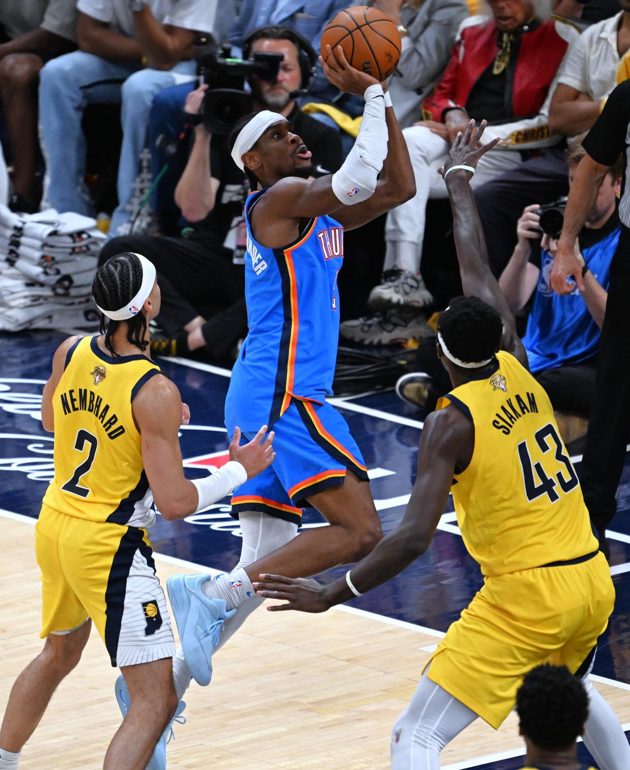 关于野兽内线霸气登场，强硬防守助球队守住胜利的信息