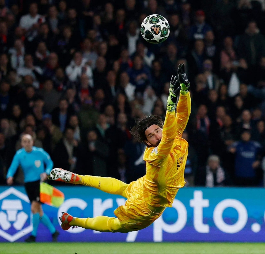 关于阿贾克斯小组出线，让欧冠赛场生机勃发的信息