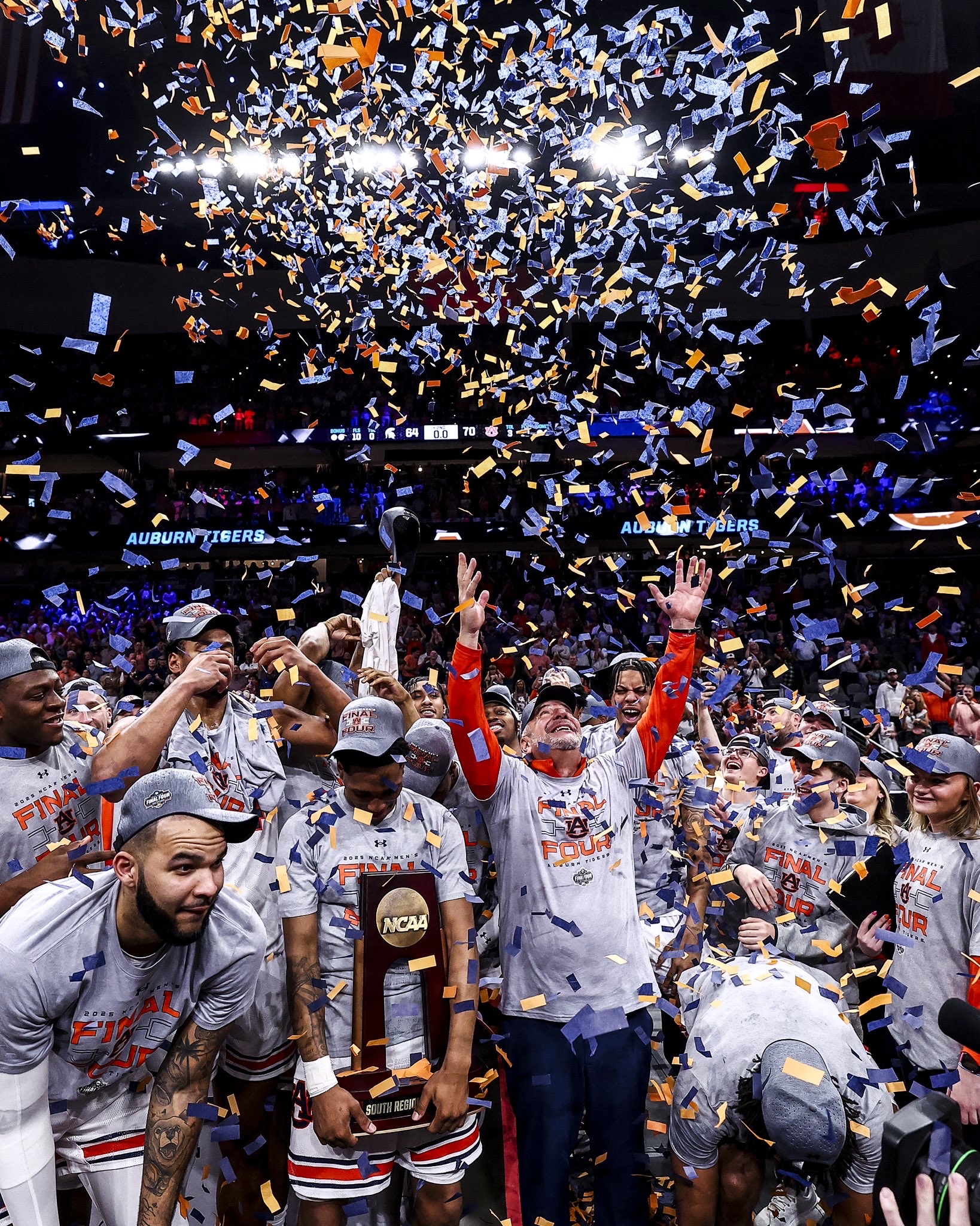 关于美国NCAA篮球锦标赛呈现激烈对抗，冠军之争激烈进行的信息