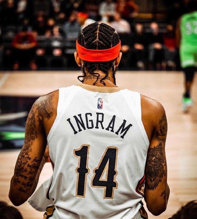 印度球队斗志昂扬，赢得尊重与掌声的简单介绍