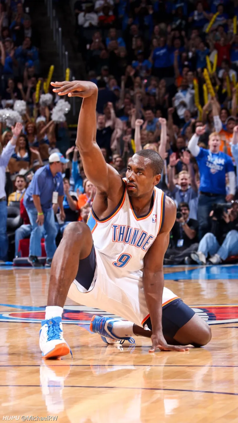 猛龙主场大胜雷霆，西亚卡姆双双破三十的简单介绍