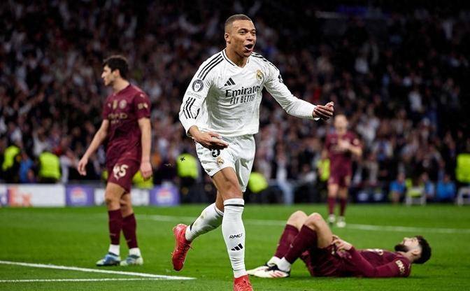 法国横扫德国，姆巴佩赢得掌声