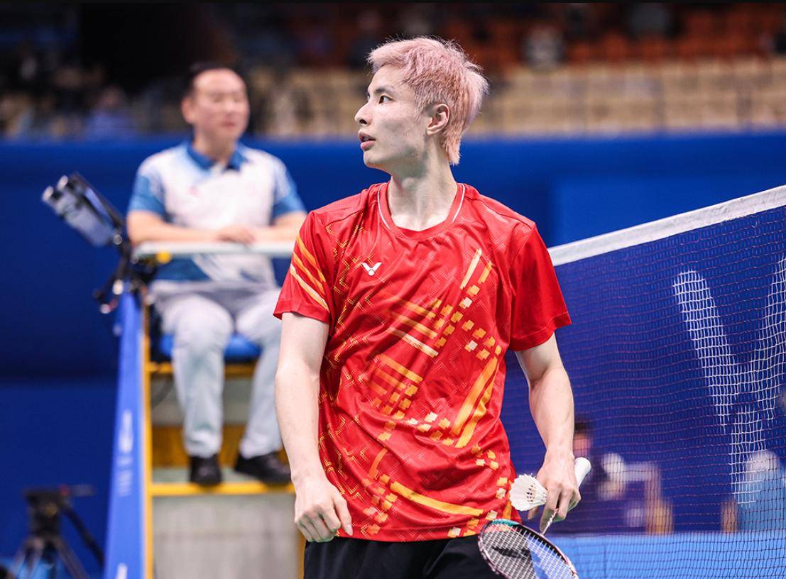 中国队横扫韩国队,石宇奇扛起全队 中国队横扫韩国队,石宇奇扛起全队