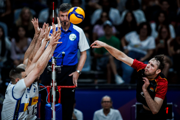 法国队完胜韩国队,辛杜统治全场 法国队完胜韩国队,辛杜统治全场