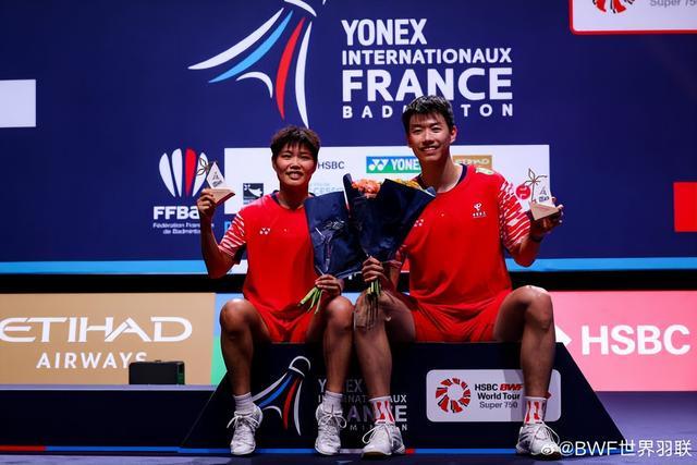 法国羽毛球队完胜泰国羽毛球队，马琳送出助攻