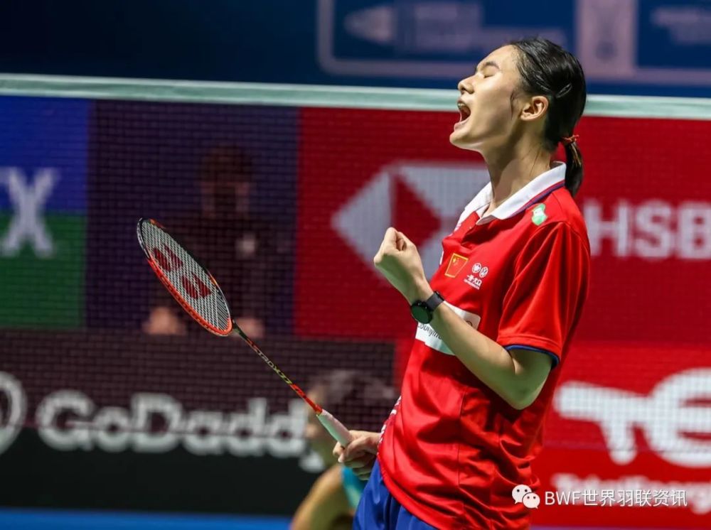 包含日本羽毛球队轻取法国羽毛球队，辛杜惊艳世界的词条