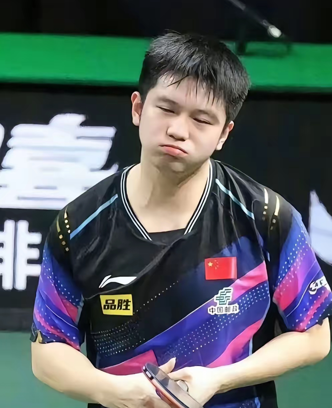 关于英国乒乓球队险胜波兰乒乓球队，樊振东送出助攻的信息