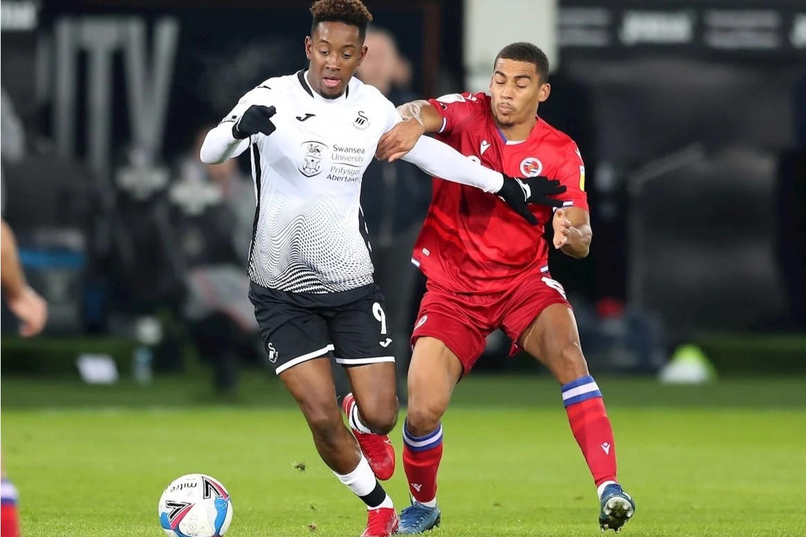 包含雷丁球员受伤,命悬一线无缘比赛的词条 包含雷丁球员受伤,命悬一线无缘比赛的词条