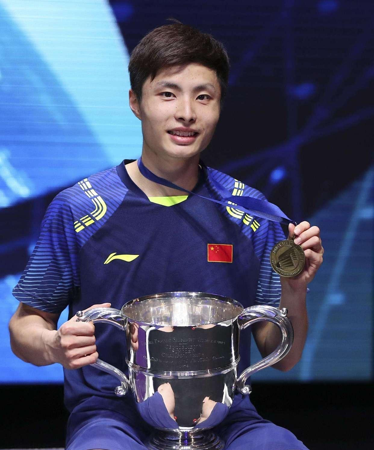 关于泰国队轻取法国队，石宇奇高光表现的信息