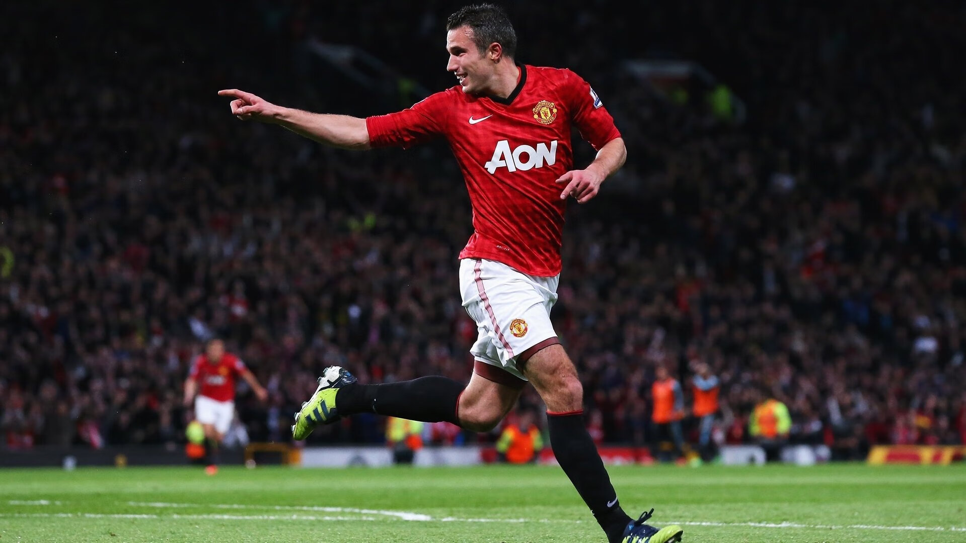 斯通斯爆发引领攻防革命，摩纳哥战术纪律稳稳拿下波兰