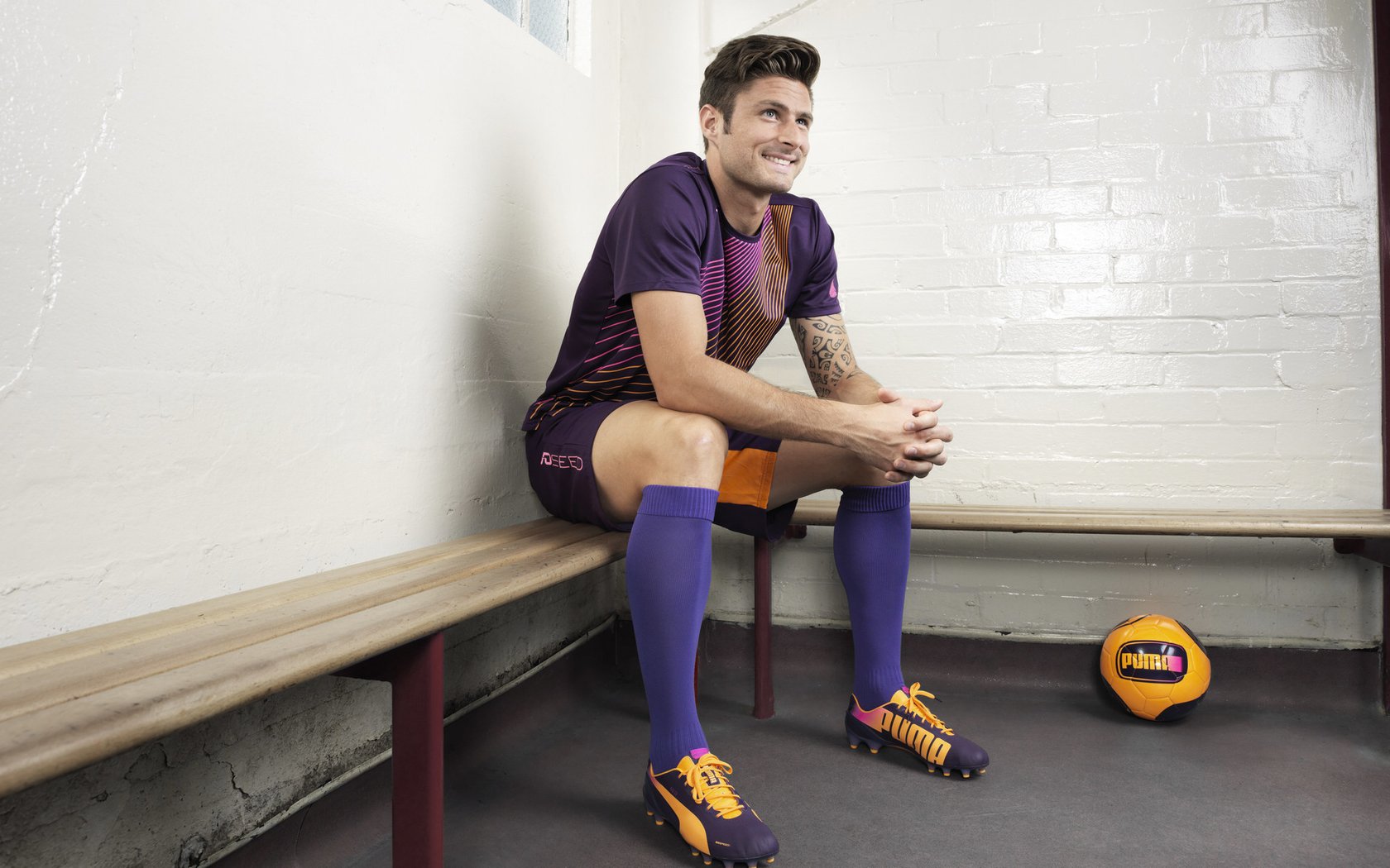 从墨尔本到温布尔登，西西帕斯如何用澳网翻盘铸就温网高光